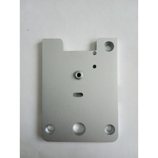 Игольная пластина  B1241-373-000 для пуговичной машины JUKI MB373